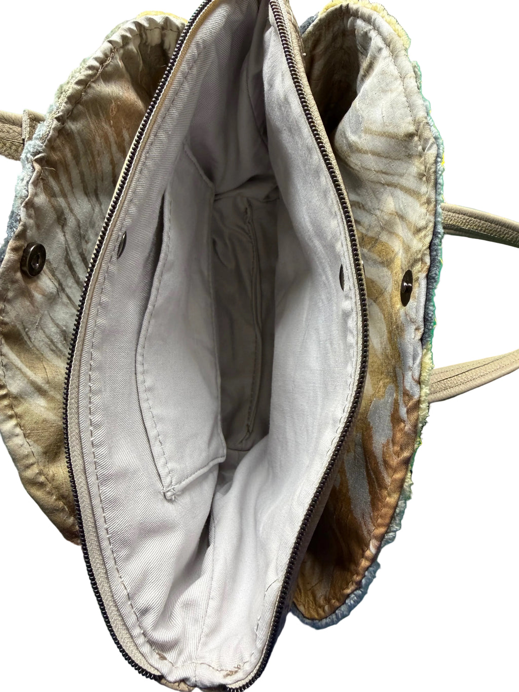 Shoulders bags