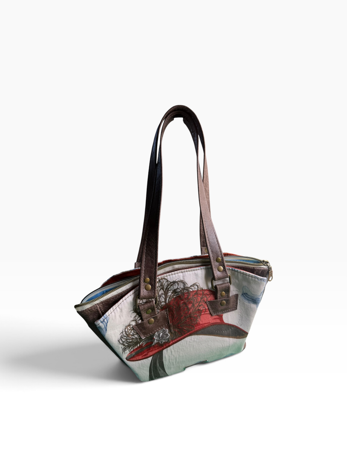Shoulders bags