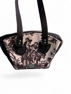 Shoulders bags